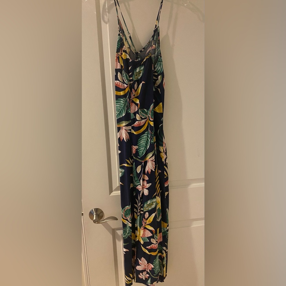 NWOT Old Hawaiian print dress. Breach cover up  Navy size S